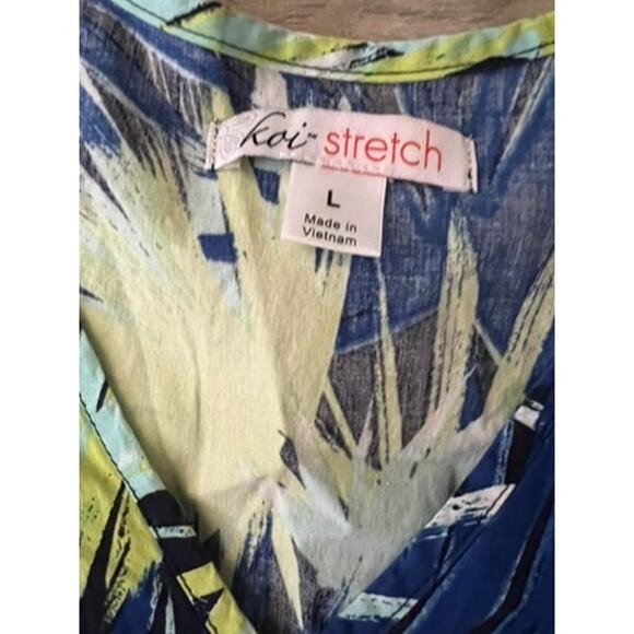EUC Koi Stretch Tropical print scrub top sz L yellow blue colorful nursing - Picture 5 of 5